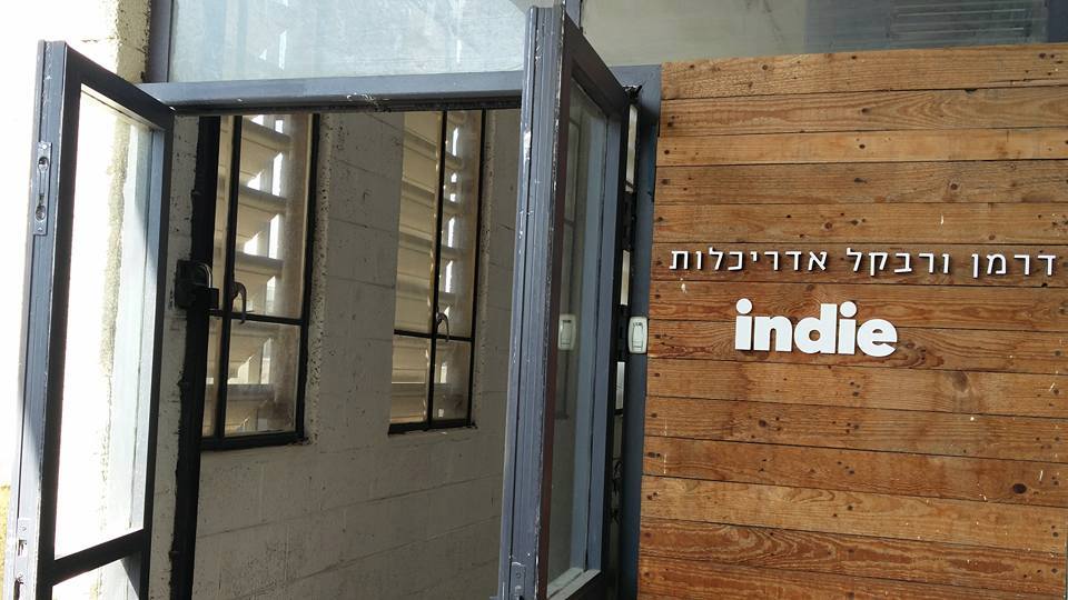 VIDEO LATINO curator and editor Lliliana Orbach , 20:00 , 25.02.2016 INDIE photography Group Gallery, Shvil Hameretz, 5, 6653521 Tel Aviv/ ISRAEL