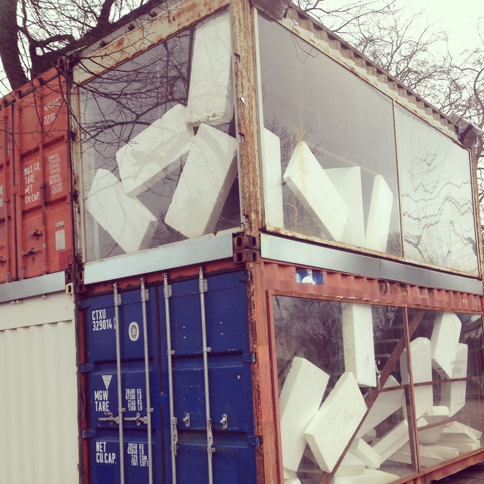 Almut Linde “Container II” Opening: 12.02. 2015, 19 Uhr 13.02.2015 – 22.02. 2015